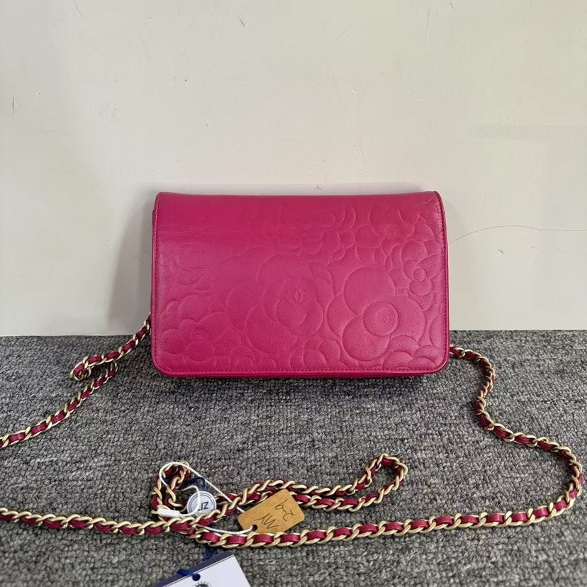 Preloved Chanel Wallet On Chain WOC MY2-9 Pink Leather Crossbody Bag