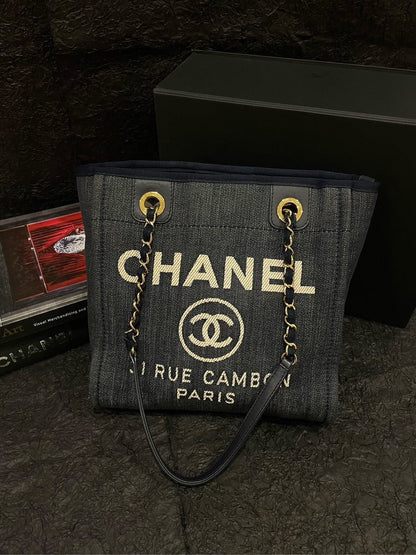 Chanel Almost New Navy Blue & White Bench Tote Bag S Size #17 with Card