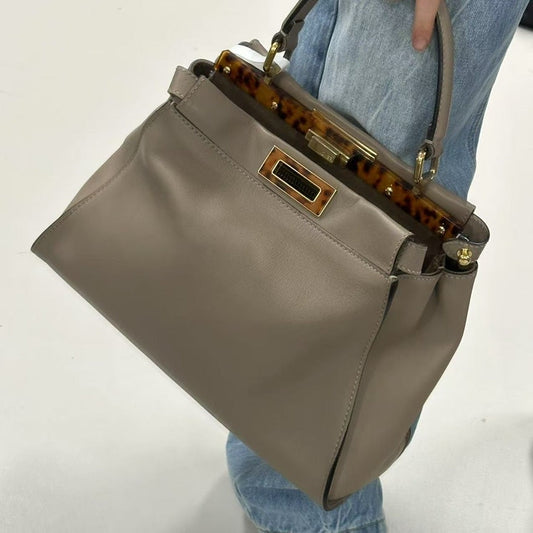 Preloved Fendi Peekaboo Top Handle Bag Beige Leather with Strap
