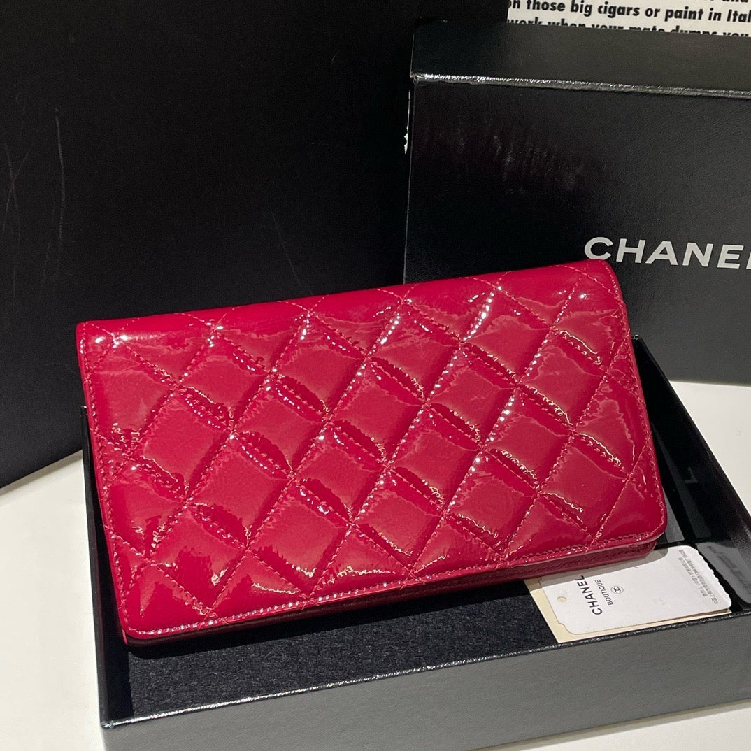 Chanel 2.55 Patent Leather Wallet Pink Unused (2010) #13683