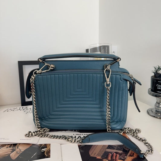 Preloved Fendi Dotcom Blue Leather Shoulder Bag