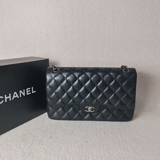 Preloved Chanel Classic Flap CF Bag Black Leather Shoulder Bag