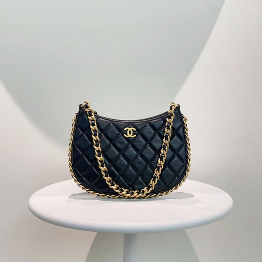 Chanel Black Quilted Leather Hobo Bag - Preloved