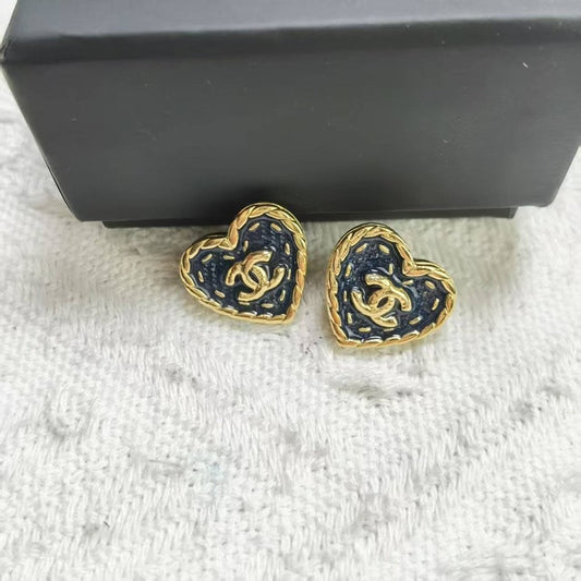 Preloved Chanel Heart Earrings Gold Black