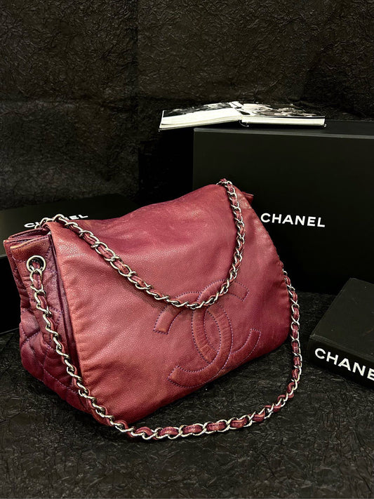 Chanel Berry Red Caviar Skin CC Logo Shoulder Bag