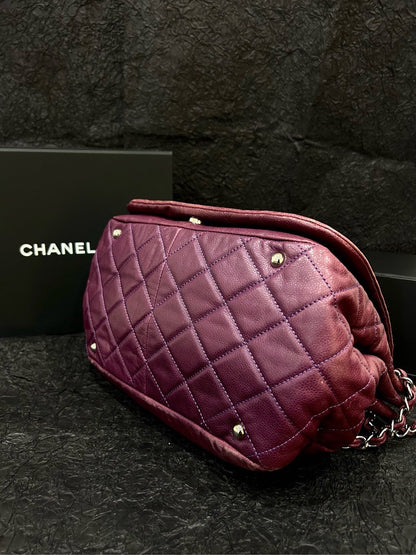 Chanel Berry Red Caviar Skin CC Logo Shoulder Bag