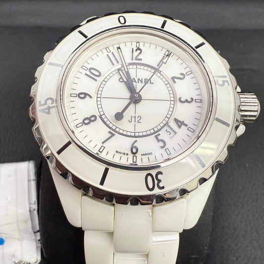 Preloved Chanel J12 Ceramic Watch White Luxury Bracelet 14.5cm with 2 Extra Links NG8946440