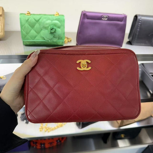 Preloved Chanel Quilted Lambskin Red Shoulder Bag