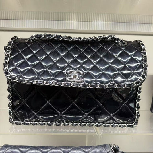 Preloved Chanel Quilted Black Shoulder Bag