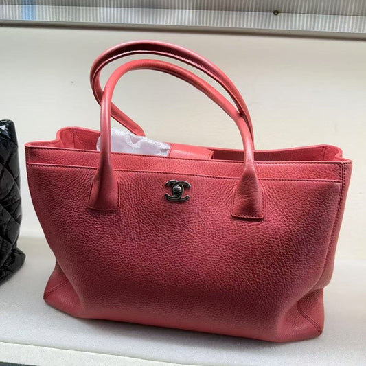 Chanel Caviar Leather Executive Tote Red Shoulder Bag
