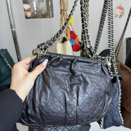 Preloved Chanel Quilted Black Shoulder Bag