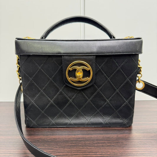 Vintage Chanel Lambskin Black 2way Vanity Case NG6091 - Shoulder/Top Handle Bag