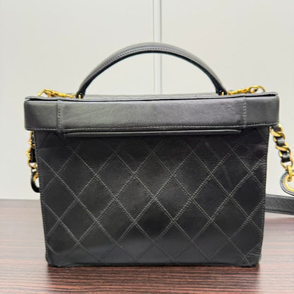 Vintage Chanel Lambskin Black 2way Vanity Case NG6091 - Shoulder/Top Handle Bag