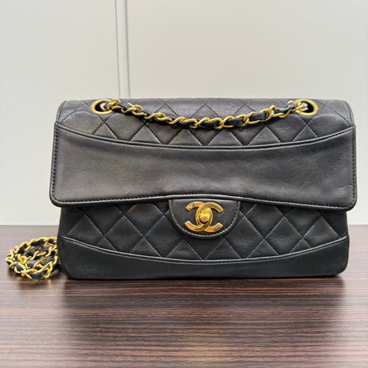 Vintage Chanel Lambskin Single Flap Bag NG13948 Black Shoulder Bag