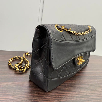 Vintage Chanel Lambskin Single Flap Bag NG13948 Black Shoulder Bag