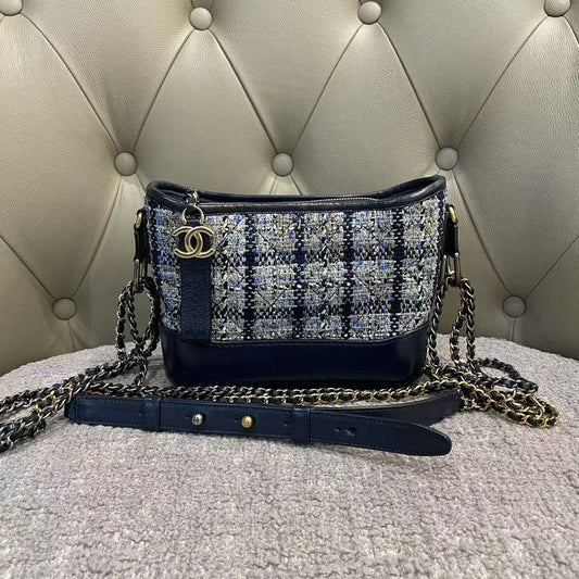 Preloved Chanel Gabrielle Navy Shoulder Bag