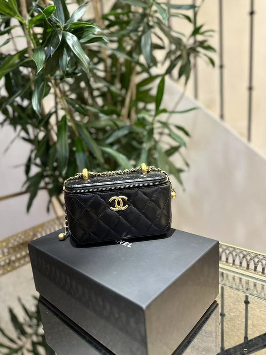 Preloved Chanel Quilted Black Shoulder Bag