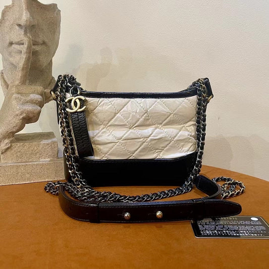 🎀Preloved Chanel Gabrielle bag small