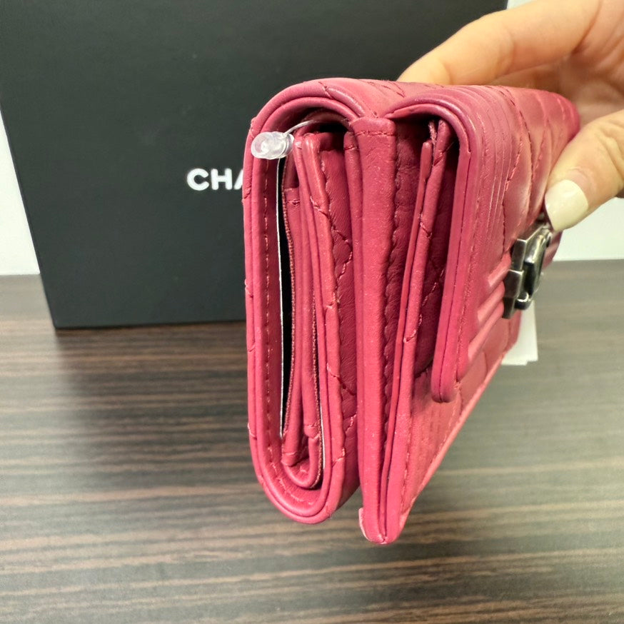 Chanel Boy Calfskin Compact Wallet in Pink - Preloved N423560